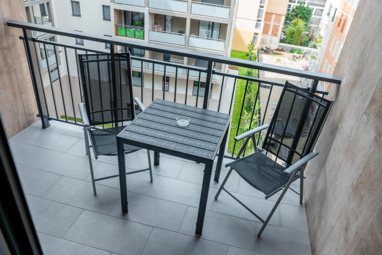 Westside Apartments By Urbanrent Budapest Exteriör bild