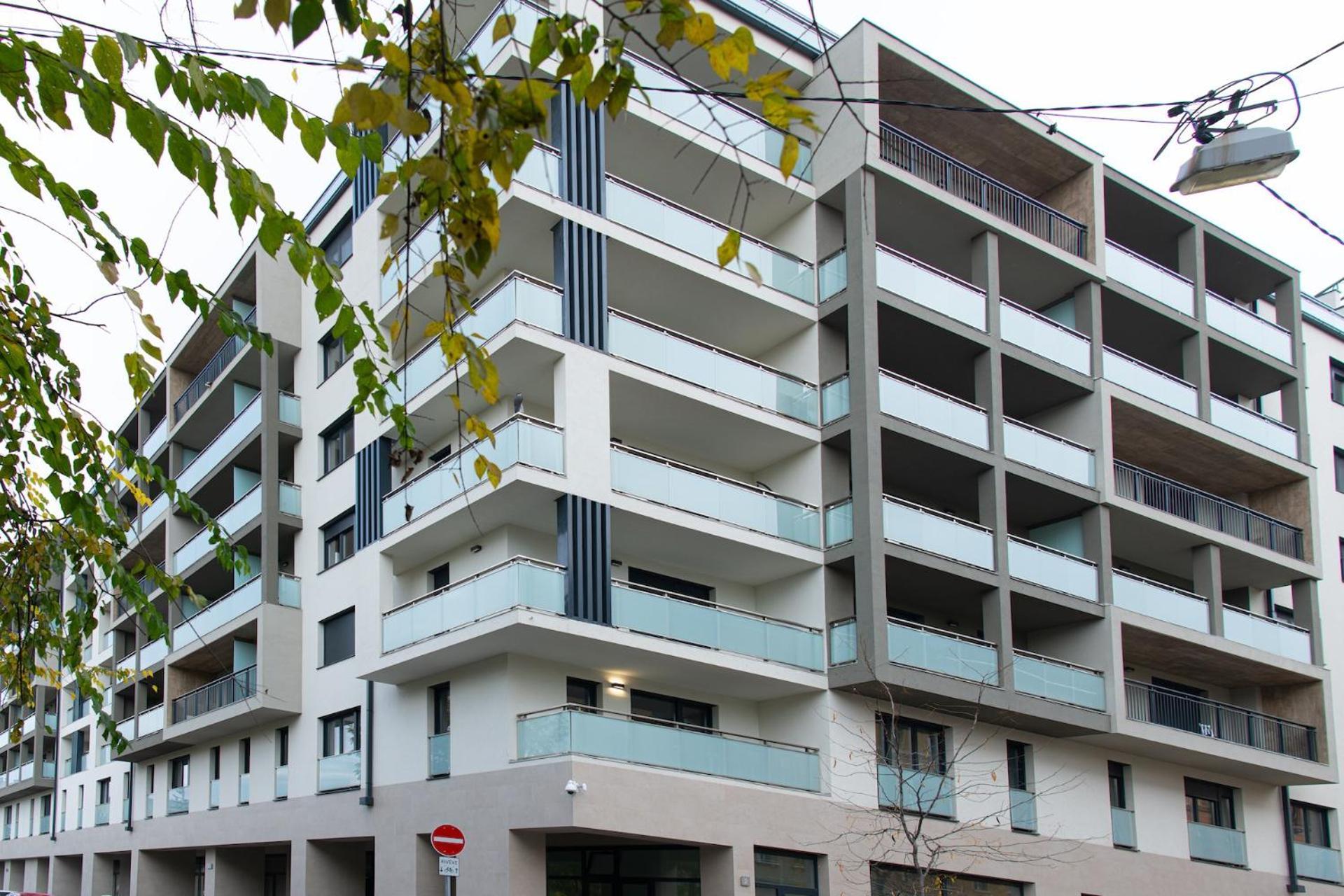Westside Apartments By Urbanrent Budapest Exteriör bild
